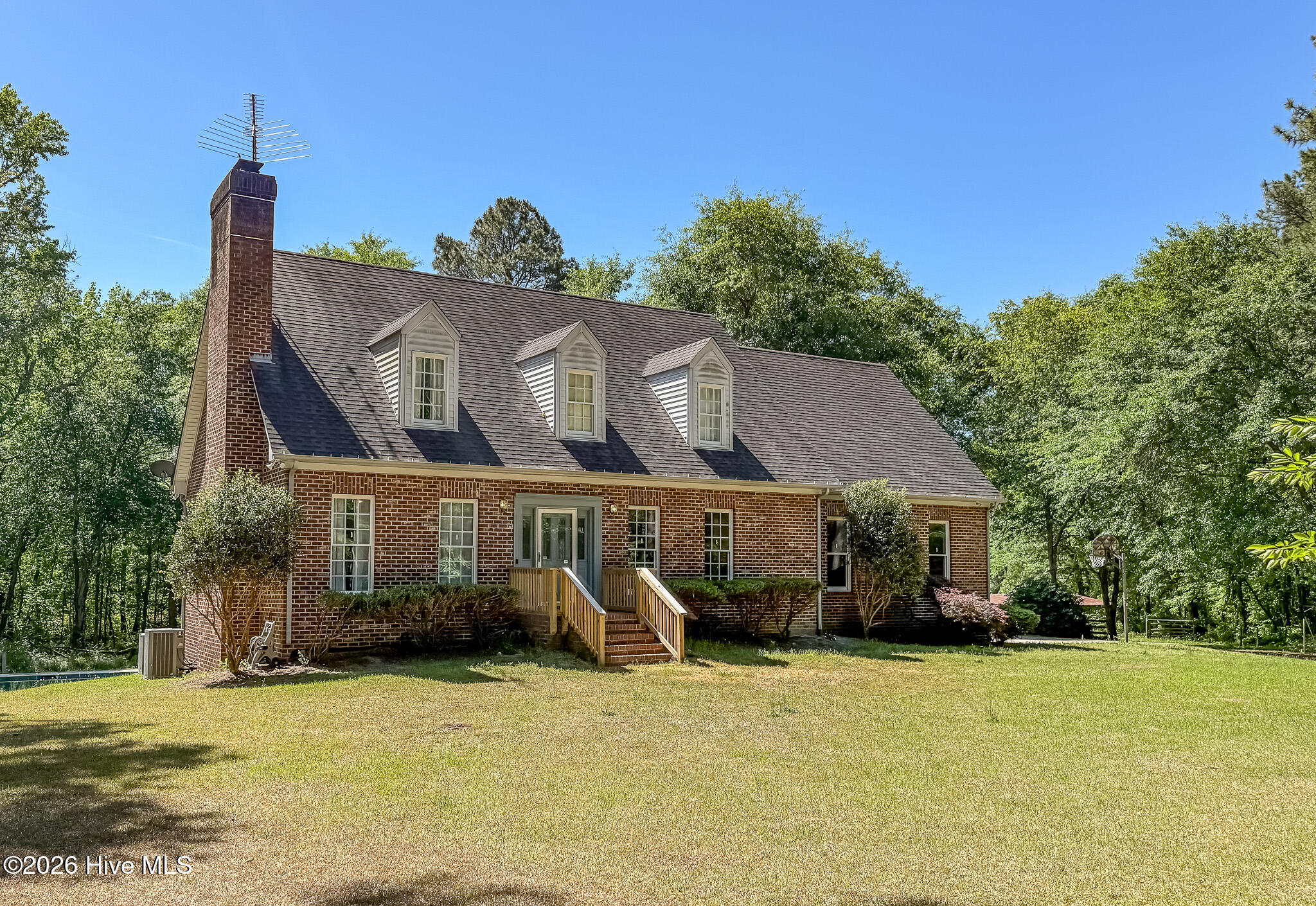 6375 Swanns Station Road Sanford, NC 27332 - Photo 6 of 126 IMG_9837