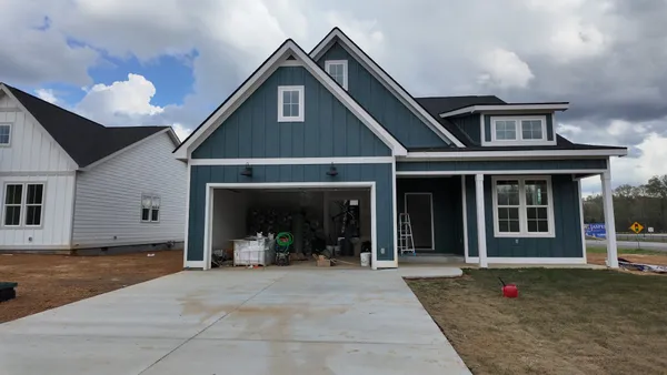 $389,900 | 180 Jasper Gulch Drive, Jasper, TN 37347