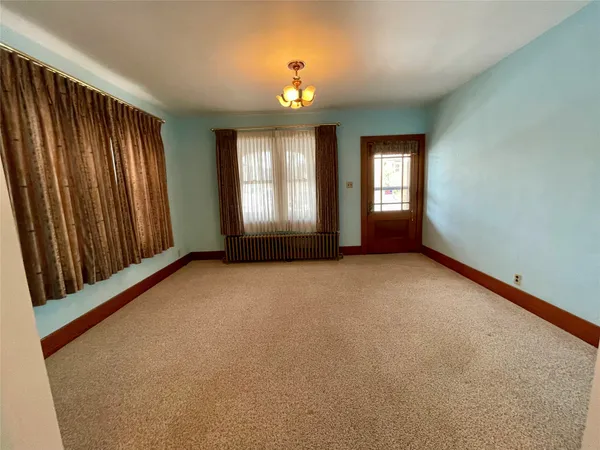 $2,000 | 204 North Rogers Avenue, Endicott, NY 13760