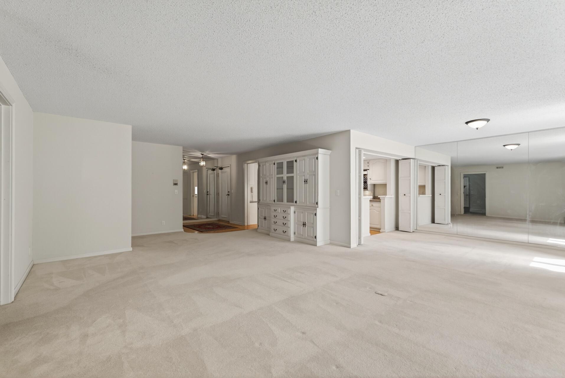 5601 Dewey Hill Road, Unit 119 Edina, MN 55439 - Photo 12 of 69 Gallery Image 12