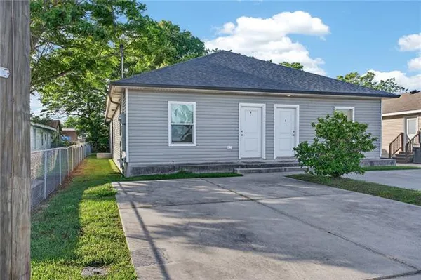 $2,800 | 110 P Street, Unit B, Belle Chasse, LA 70037