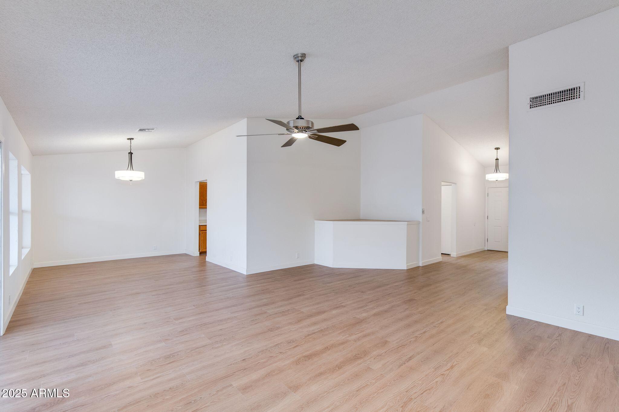 8936 West Granada Road Phoenix, AZ 85037 - Photo 5 of 26 Living/Dining