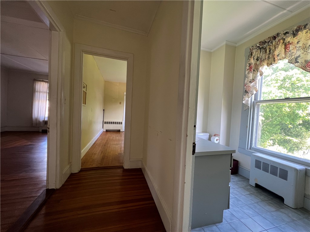 23 Old Beach Road, Unit 3 Newport, RI 02840 - Photo 6 of 8 Gallery Image 6