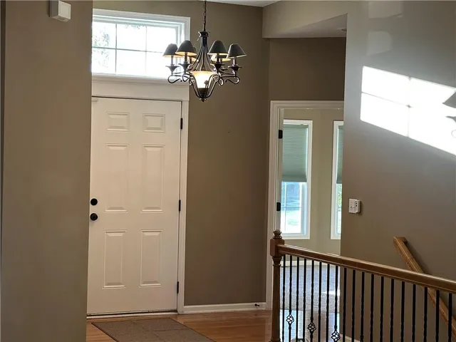 $355,000 | 2507 North 100th Terrace, Kansas City, KS 66109