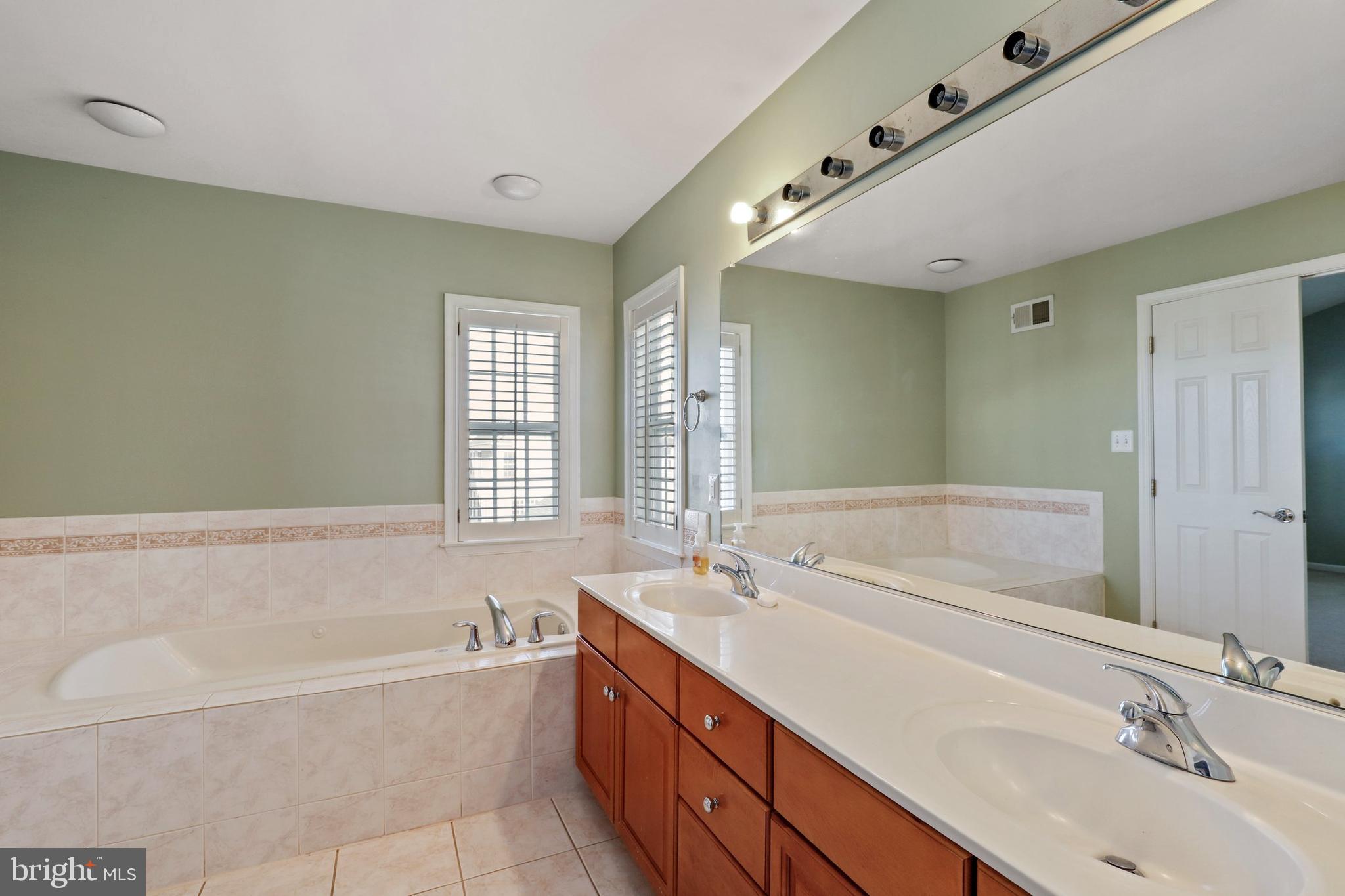 734 Highland Ridge Avenue Gaithersburg, MD 20878 - Photo 27 of 44 Gallery Image 27