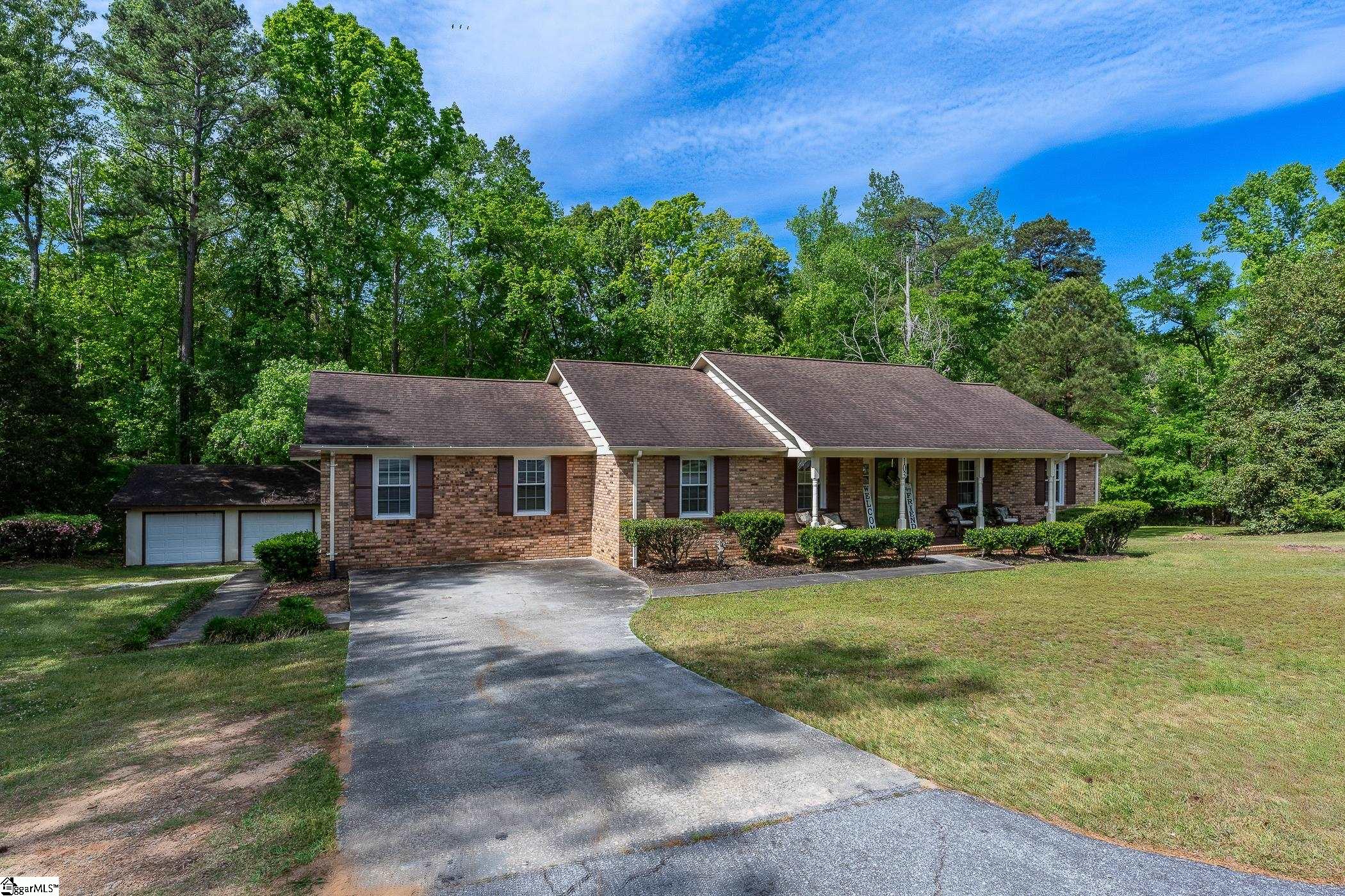 103 Manning Court Greenwood, SC 29649 - Photo 32 of 33