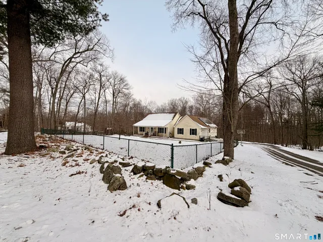 $439,999 | 370 Tripp Hollow Road, Brooklyn, CT 06234