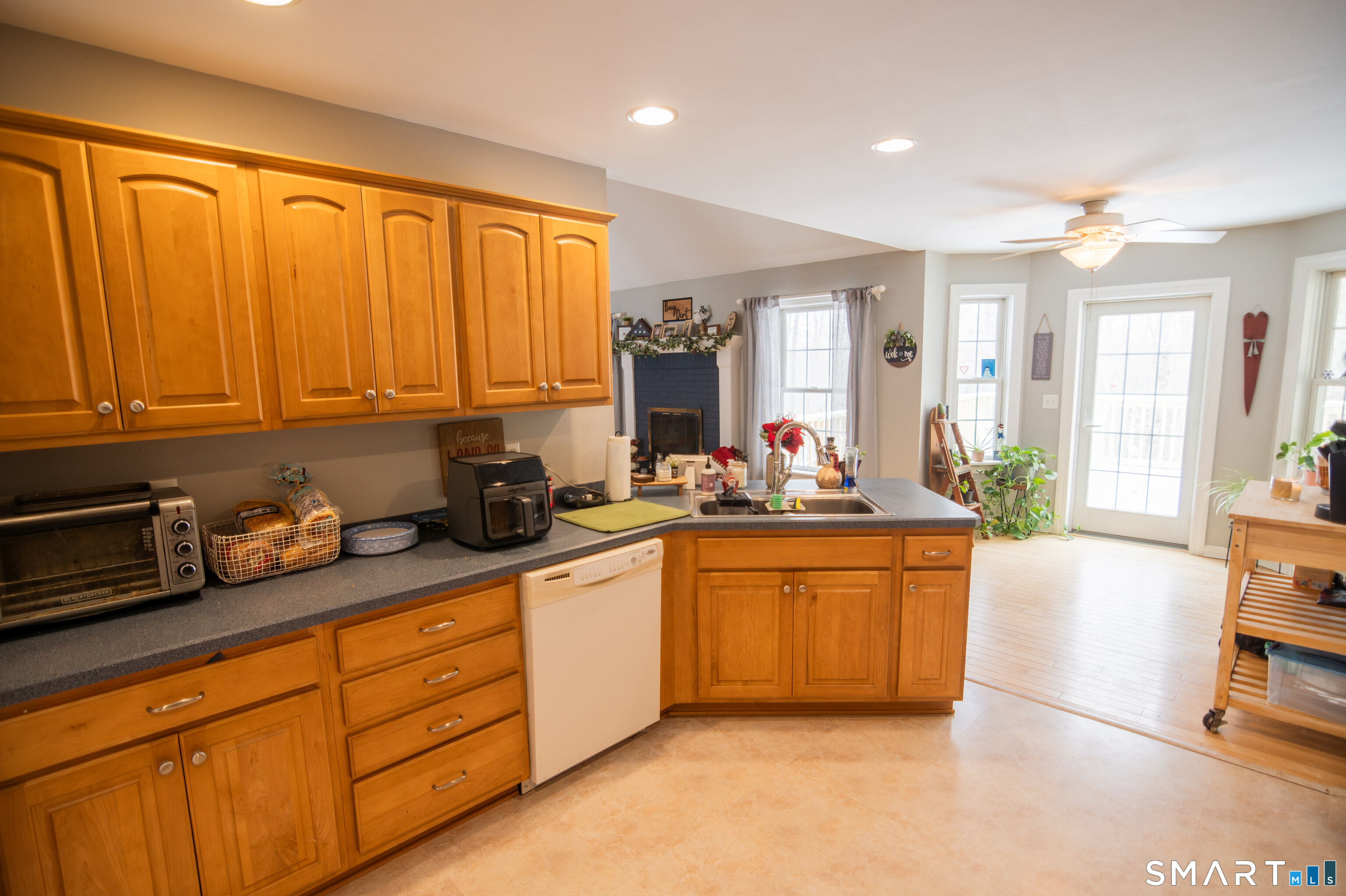 370 Tripp Hollow Road Brooklyn, CT 06234 - Photo 20 of 32