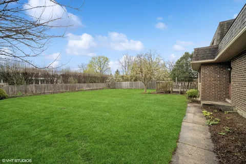 $874,900 | 2659 Greenwood Road, Northbrook, IL 60062