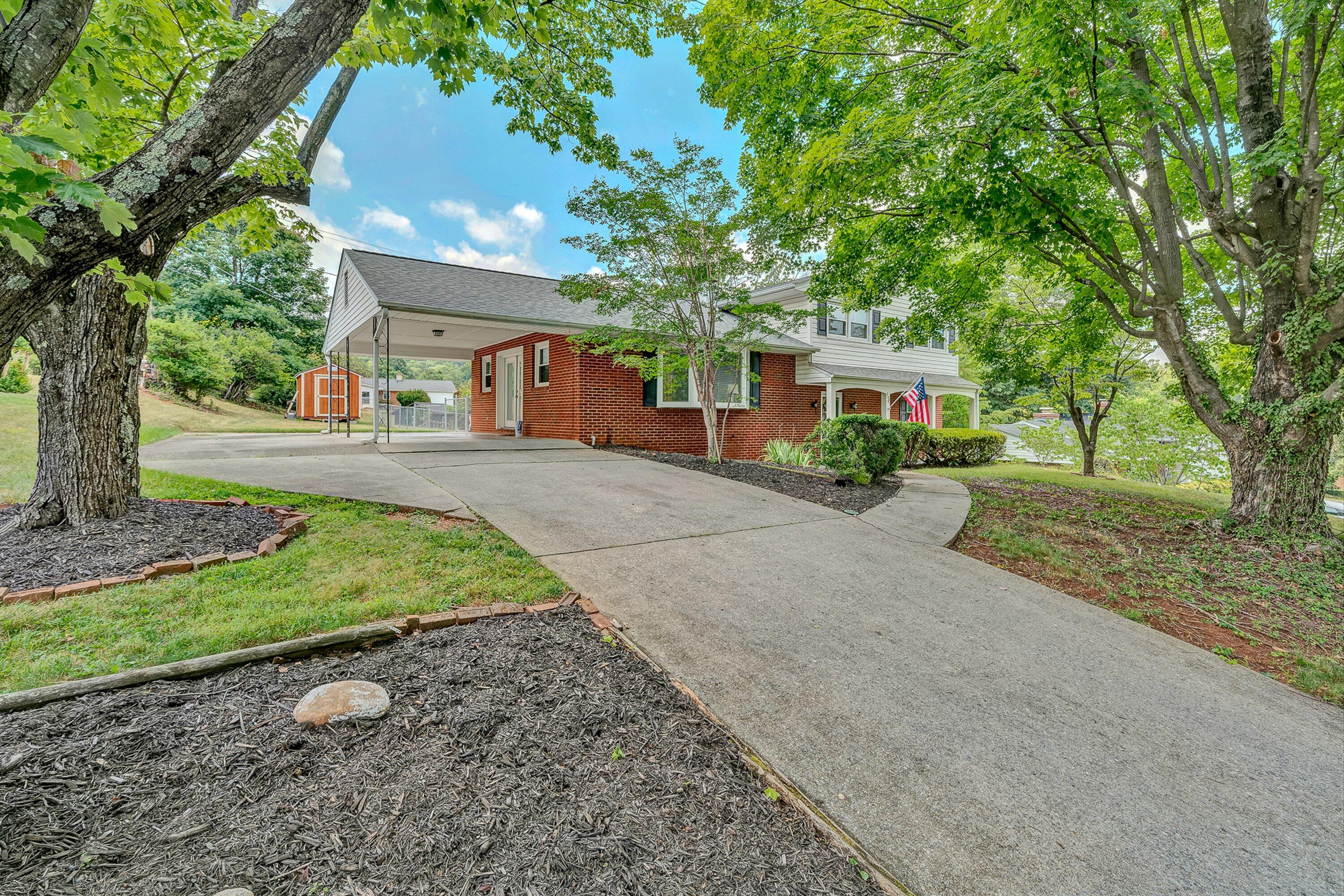 3109 Longhorn Road Roanoke, VA 24018 - Photo 3 of 62 02-VM-02835