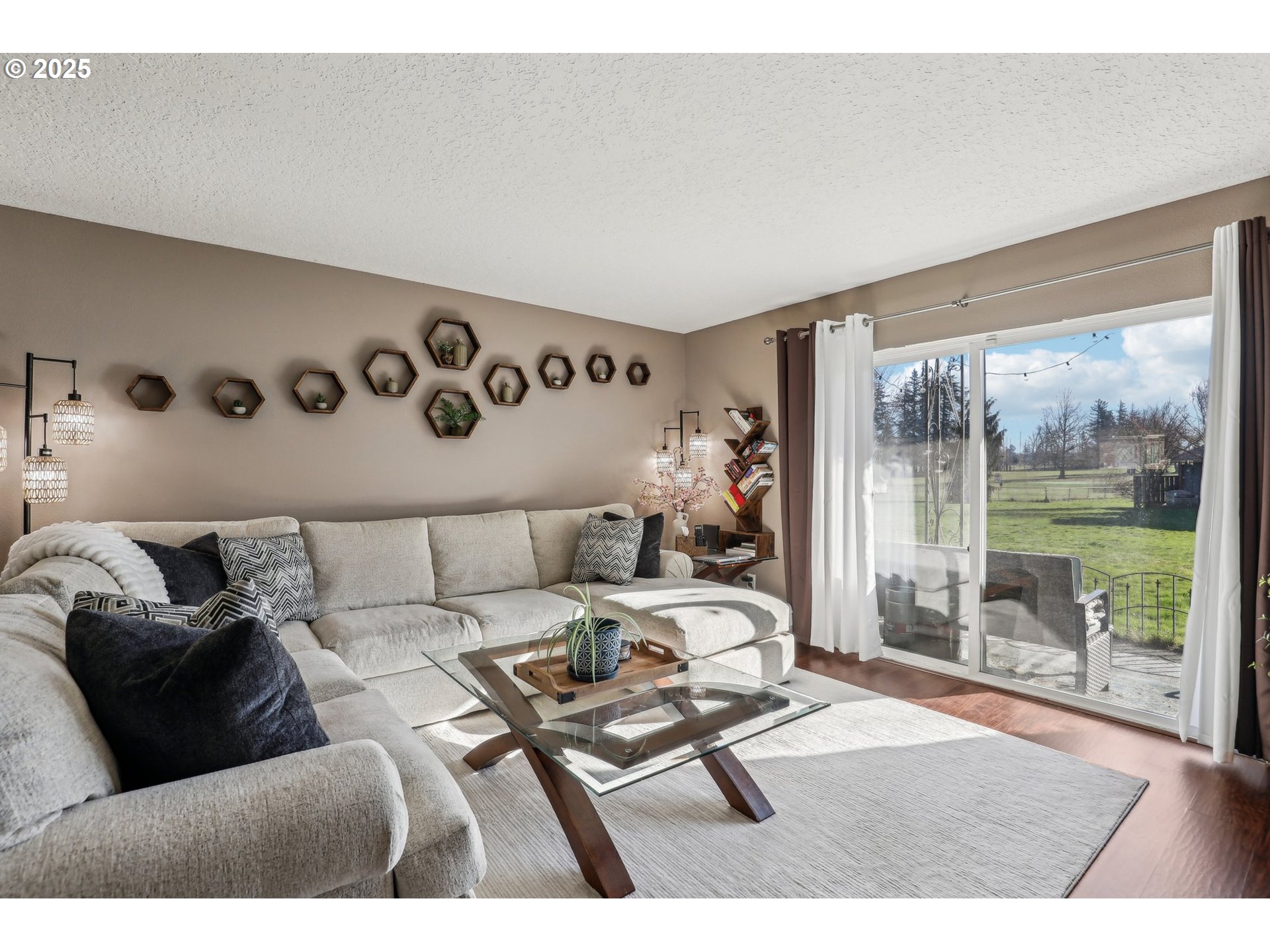 1808 Northeast Hogan Drive Gresham, OR 97030 - Photo 6 of 25