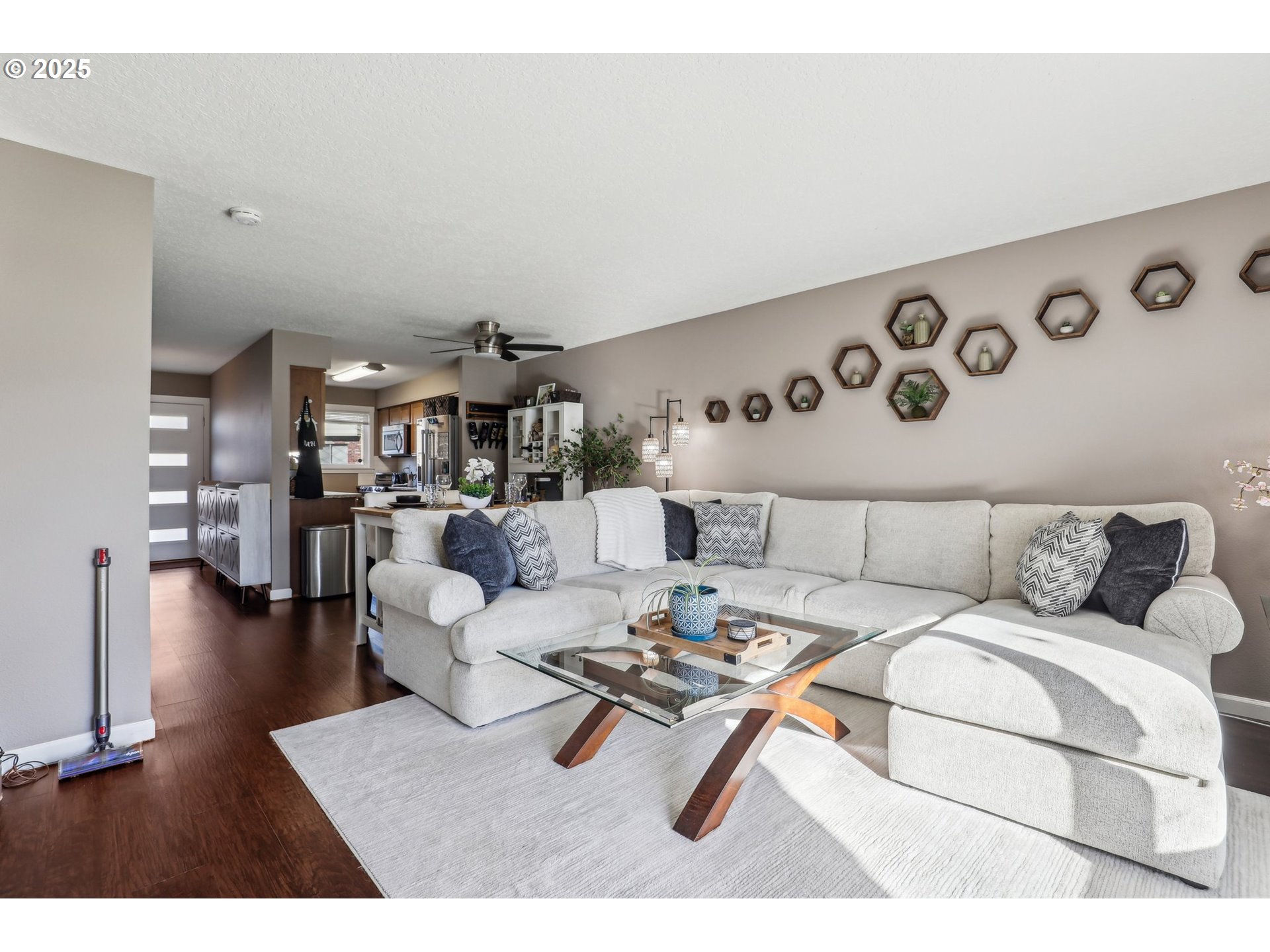 1808 Northeast Hogan Drive Gresham, OR 97030 - Photo 8 of 25