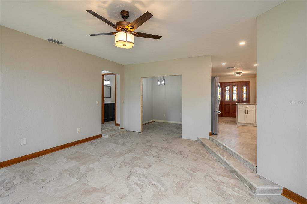24 Lake Avenue Winter Haven, FL 33880 - Photo 8 of 39 Gallery Image 8
