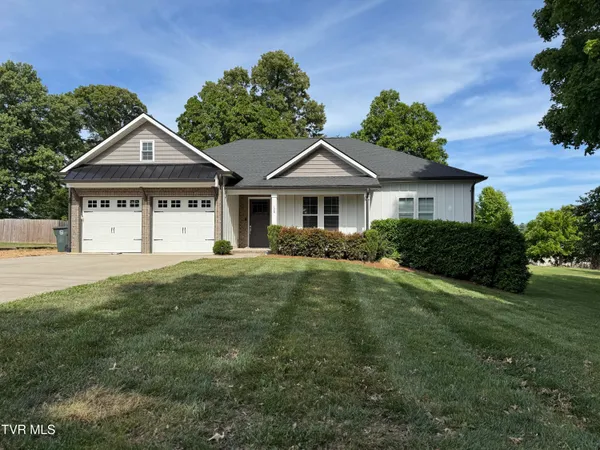 $545,000 | 138 Isenberg Drive, Gray, TN 37615