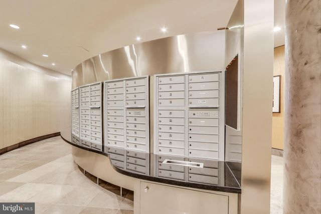 a view of walk in closet