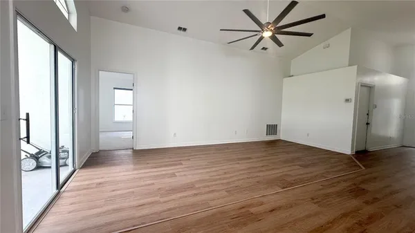 $2,750 | 13427 Heron Cove Drive, Orlando, FL 32837