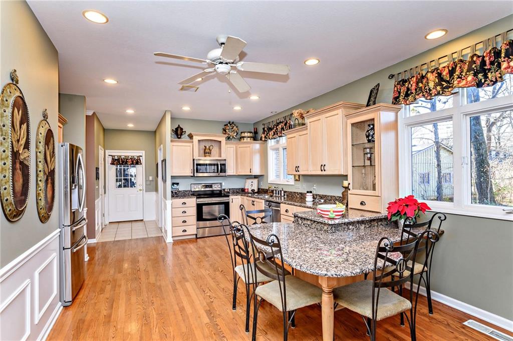 6630 Riverside Way Fishers, IN 46038 - Photo 14 of 48 Gallery Image 14
