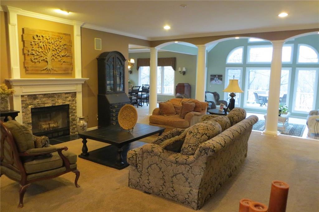 6630 Riverside Way Fishers, IN 46038 - Photo 10 of 48 Gallery Image 10