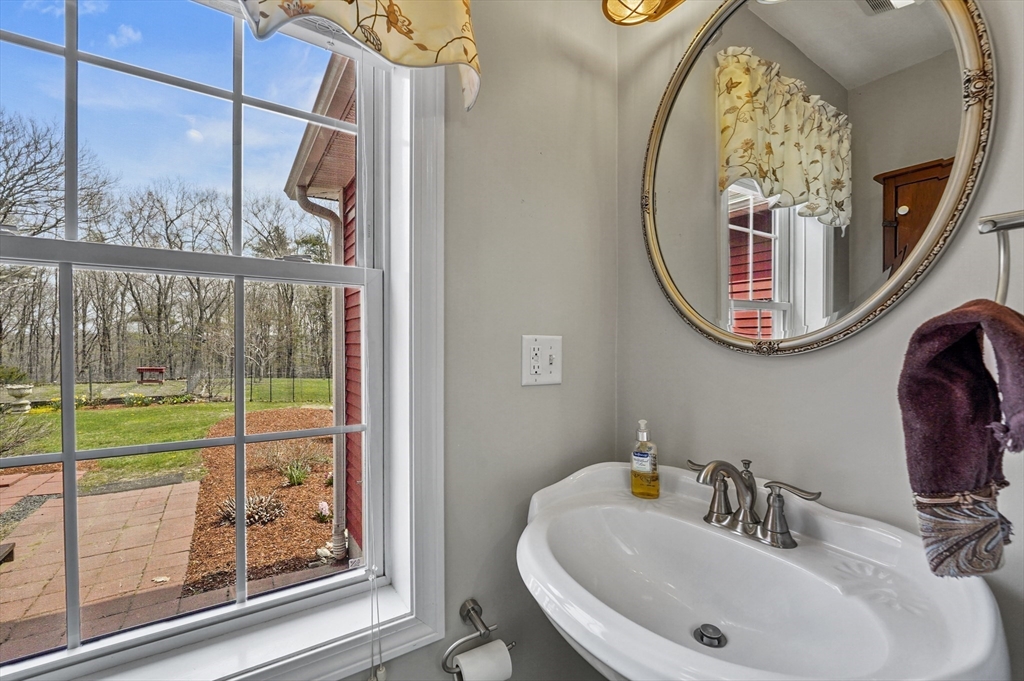 255 Williamsville Road Phillipston, MA 01331 - Photo 15 of 39