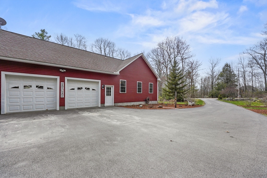 255 Williamsville Road Phillipston, MA 01331 - Photo 33 of 39