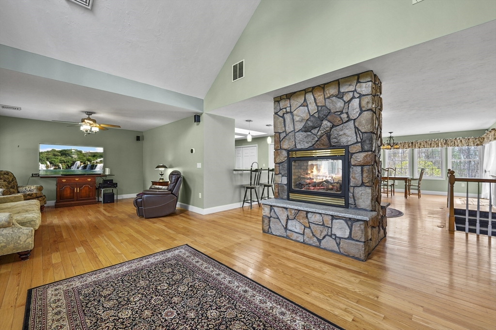 255 Williamsville Road Phillipston, MA 01331 - Photo 7 of 39