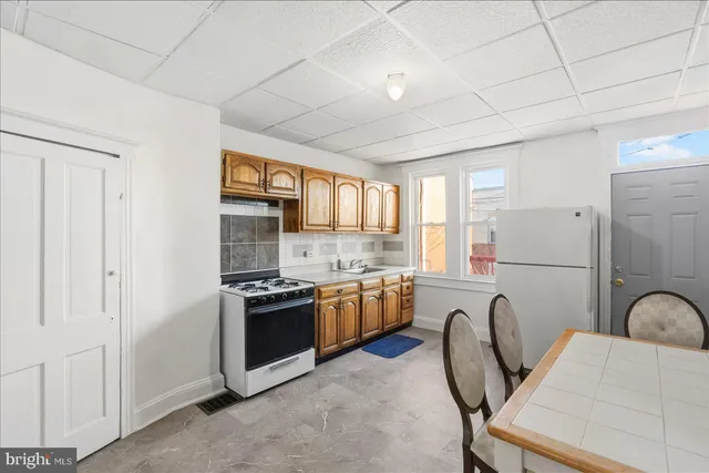 $159,989 | 4703 Pennington Avenue, Curtis Bay, MD 21226