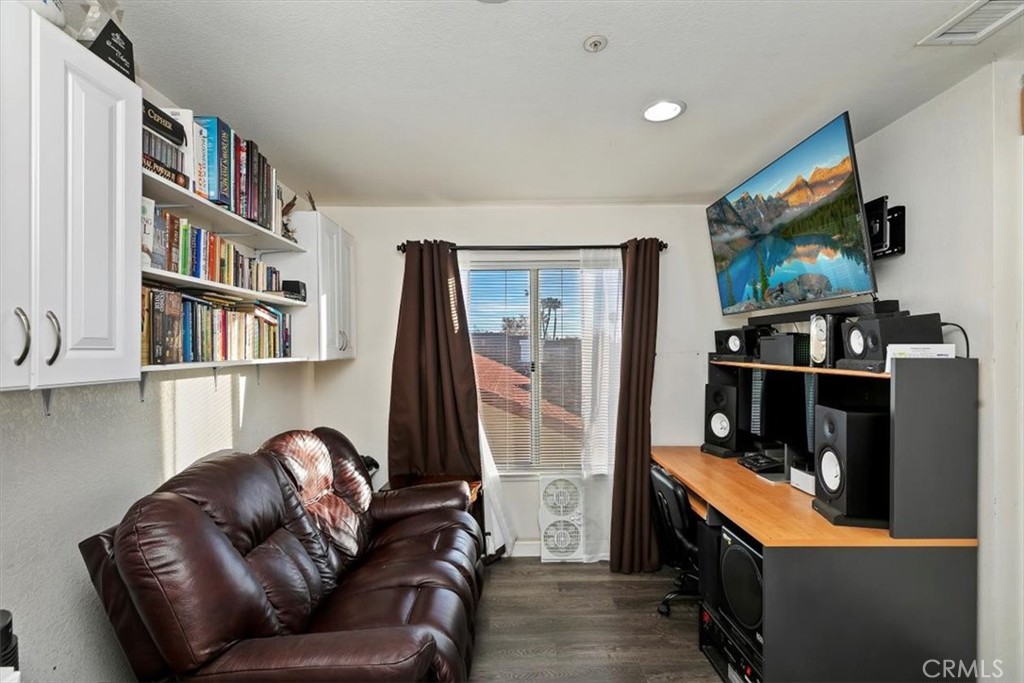 7320 Barnstable Place Riverside, CA 92508 - Photo 27 of 42