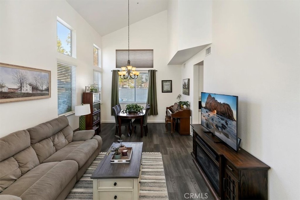 7320 Barnstable Place Riverside, CA 92508 - Photo 7 of 42