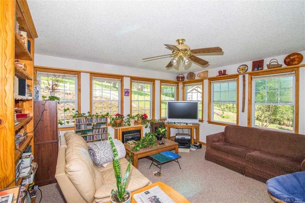 99 Shope Road Asheville, NC 28805 - Photo 14 of 22 Gallery Image 14