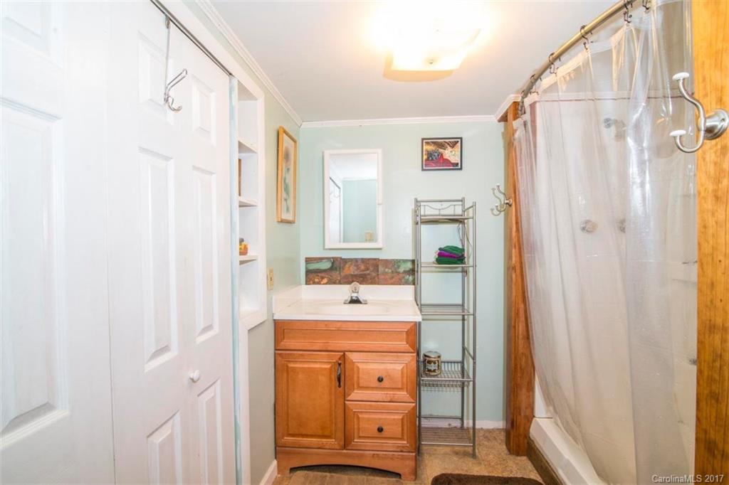 99 Shope Road Asheville, NC 28805 - Photo 18 of 22 Gallery Image 18
