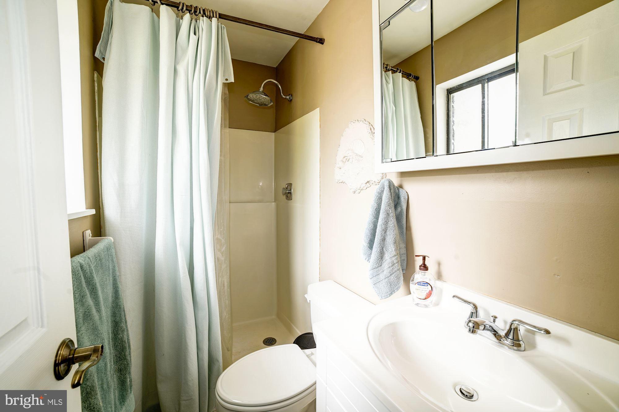 758 Rosewood Road Severn, MD 21144 - Photo 13 of 32 Master Bathroom