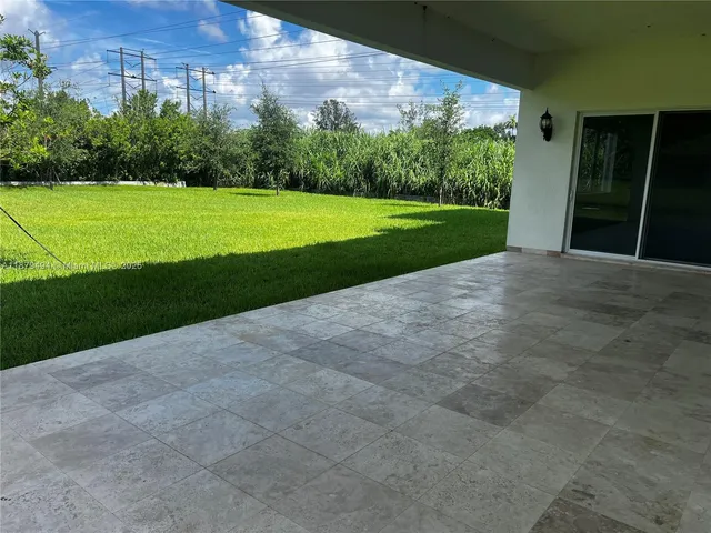 a view of an entryway