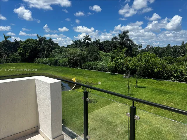 $11,000 | 6121 Marinel Say Drive, Unit 6121, Davie, FL 33314