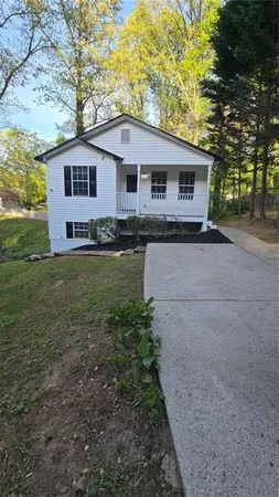 $1,500 | 3025 Mangum Drive, Unit B, Cumming, GA 30041