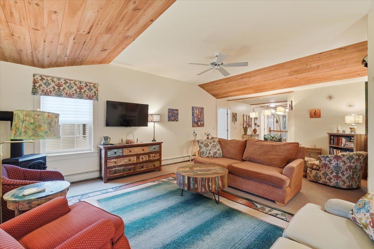 460 Bittersweet Circle Williston, VT 05495 - Photo 7 of 68