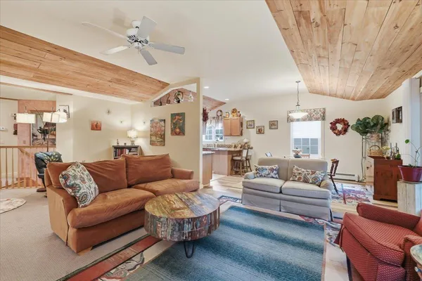 $540,000 | 460 Bittersweet Circle, Williston, VT 05495