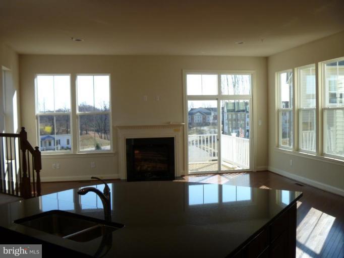 9805 Garden Ranges Laurel, MD 20723 - Photo 12 of 21 Kitchen/Family Room