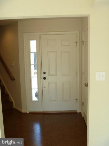 9805 Garden Ranges Laurel, MD 20723 - Photo 5 of 21 Entrance / Foyer