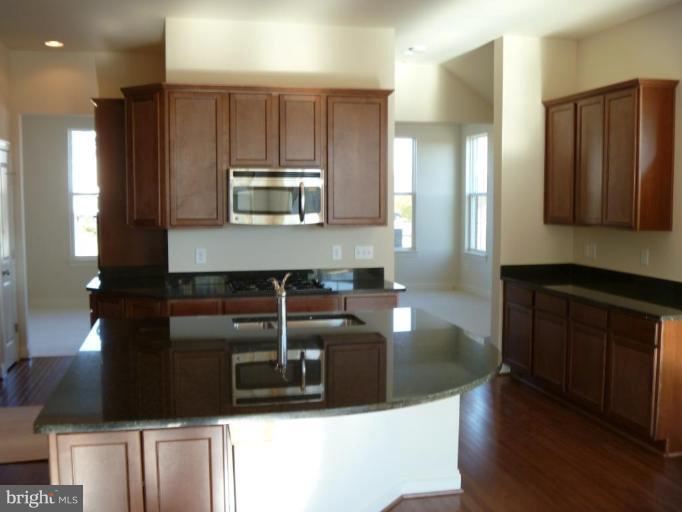 9805 Garden Ranges Laurel, MD 20723 - Photo 10 of 21 Kitchen