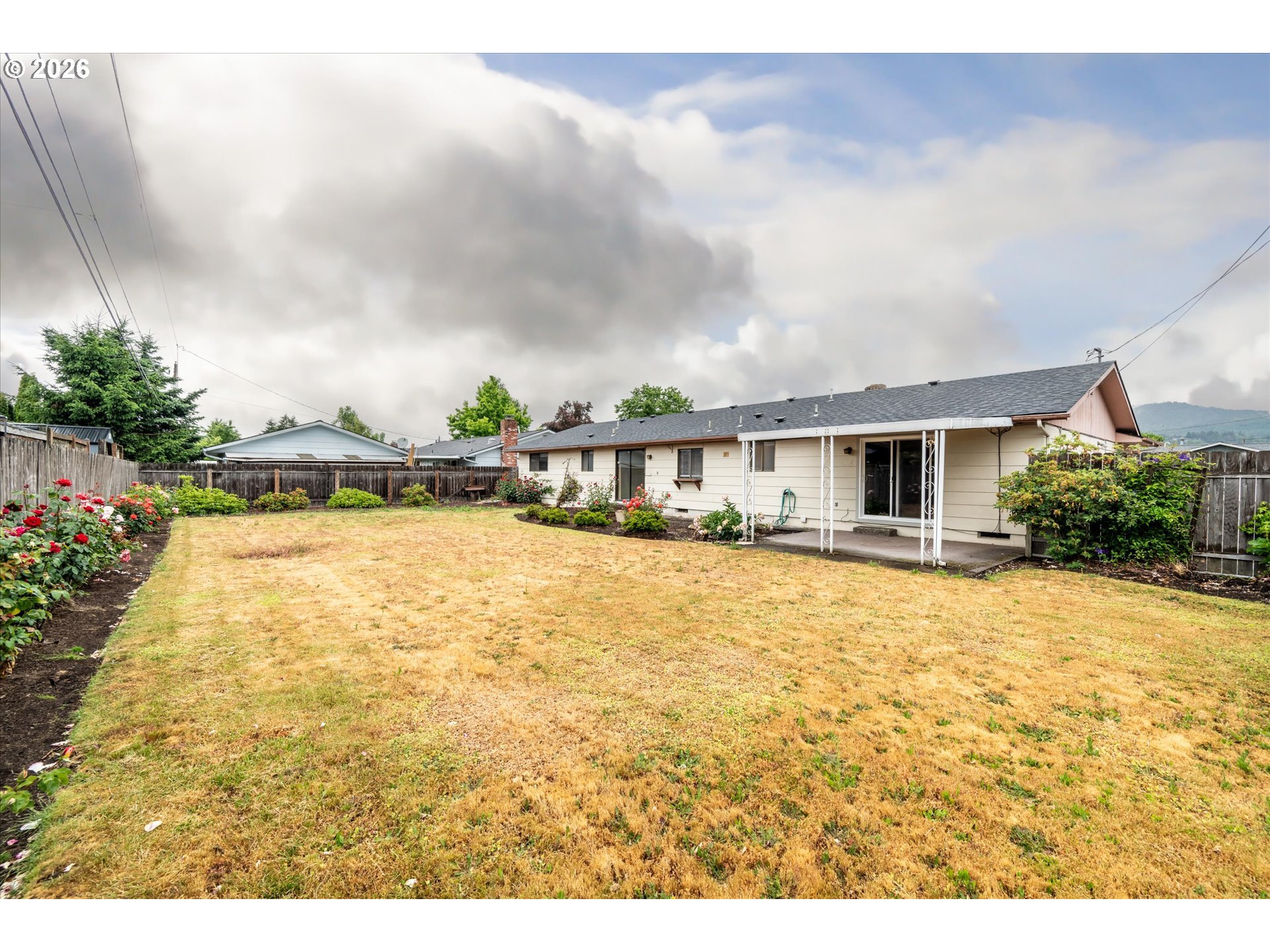 2177 Firth Avenue Springfield, OR 97477 - Photo 38 of 40