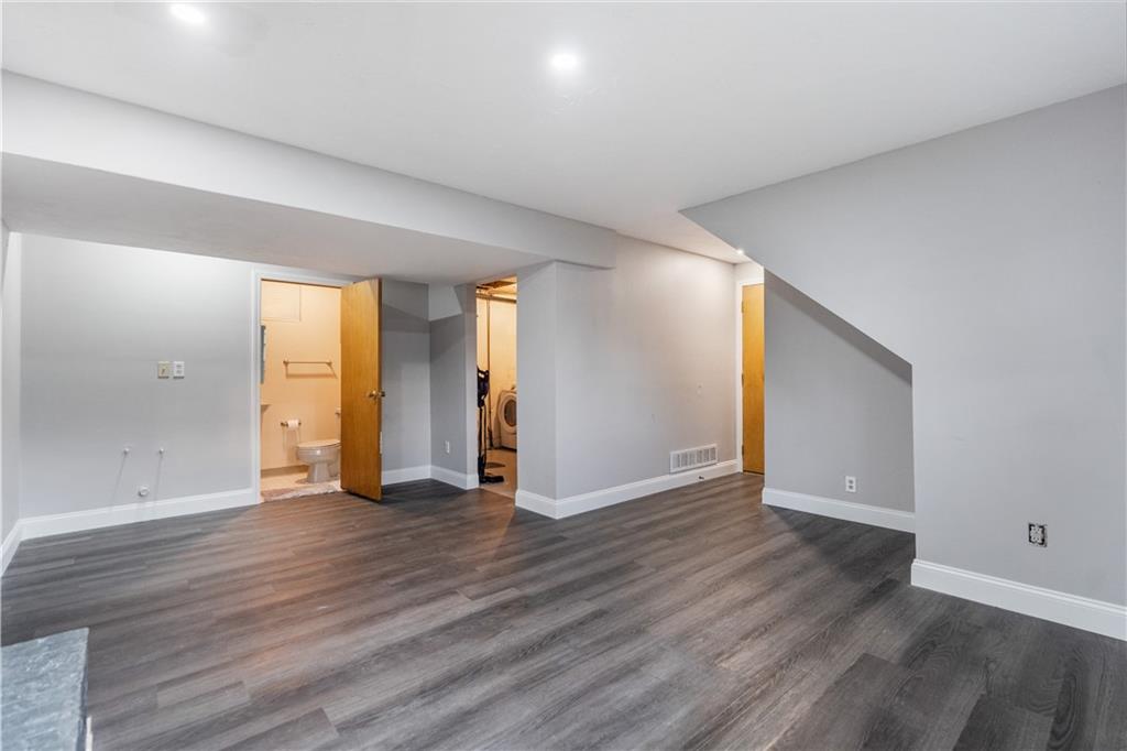 111 Clover Road Baden, PA 15005 - Photo 22 of 25