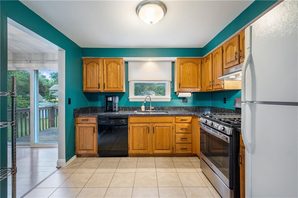111 Clover Road Baden, PA 15005 - Photo 10 of 25