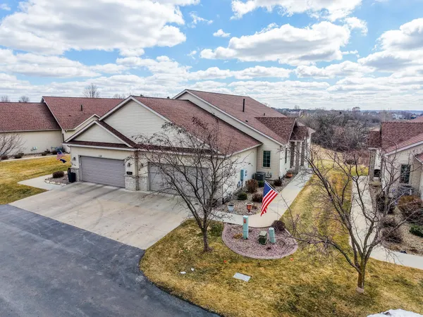 $399,000 | 2714 Century Court Northeast, Rochester, MN 55906