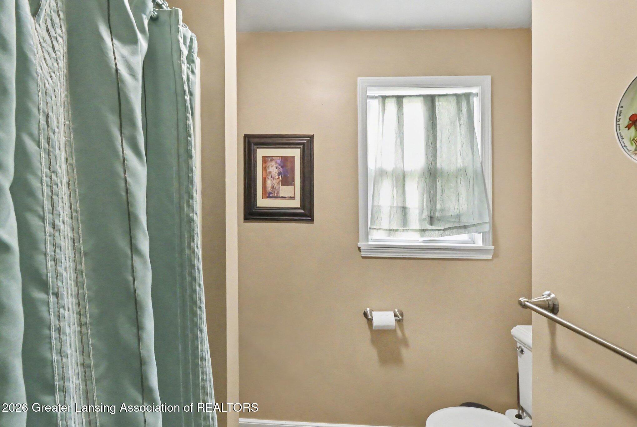3509 Meridian Road Okemos, MI 48864 - Photo 19 of 66 024_file_6490