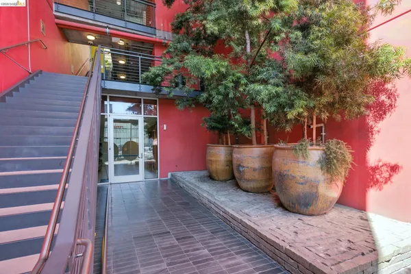 $599,000 | 311 Oak Street, Unit 102, Oakland, CA 94607