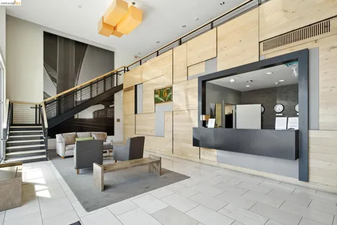 $599,000 | 311 Oak Street, Unit 102, Oakland, CA 94607