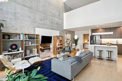 $599,000 | 311 Oak Street, Unit 102, Oakland, CA 94607