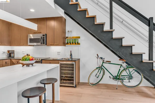 $599,000 | 311 Oak Street, Unit 102, Oakland, CA 94607