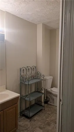 $850 | 585 Fayette Street, Unit 4, Washington, PA 15301