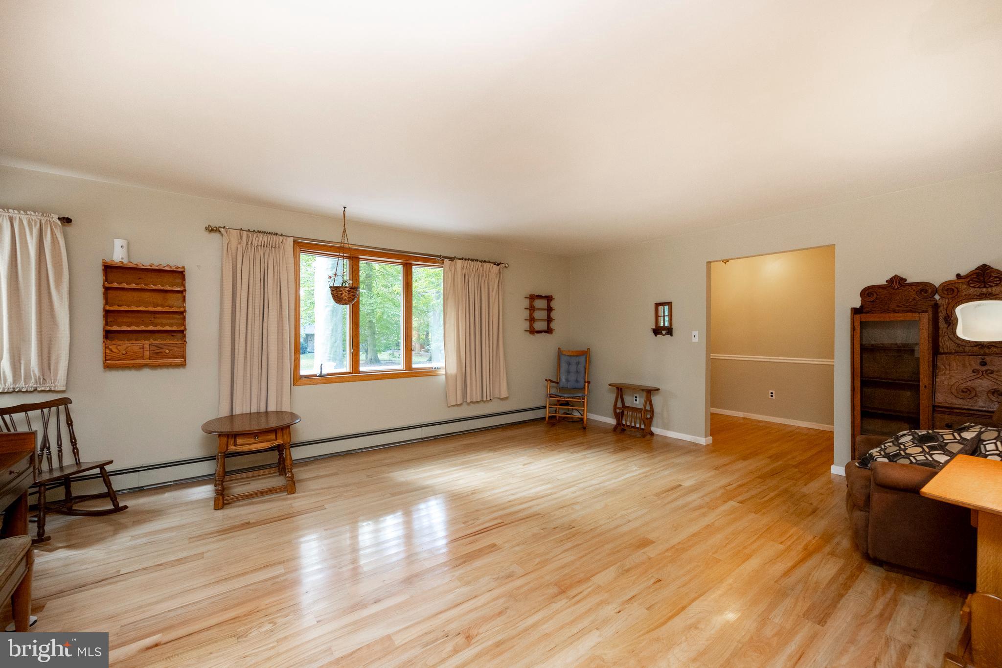 175 Sawmill Road Landenberg, PA 19350 - Photo 13 of 51 Living room
